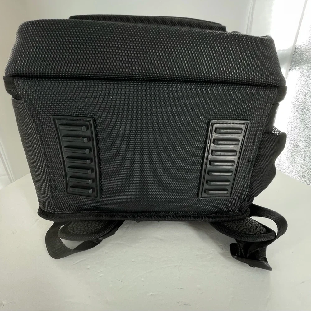 Quantaray U60 Urbangear Digital Camera Backpack DSLR by Naneu Pro